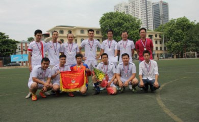 Giải bóng đá thanh niên-cúp báo Nông nghiệp Việt Nam lần thứ 1.