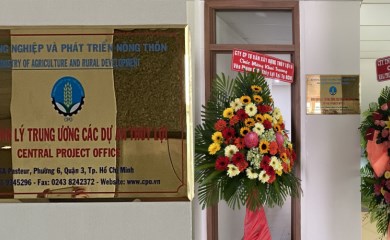 Lễ bàn giao và tiếp nhận trụ sở làm việc giữa Cơ quan đại diện Văn phòng Bộ tại thành phố Hồ Chí Minh với Ban Quản lý Trung ương các Dự án Thủy lợi